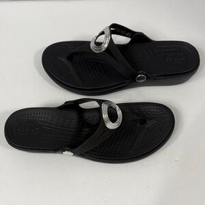 Crocs Sanrah Wedge Sandals‎ Silver Circle Black Flip Flop Slip On